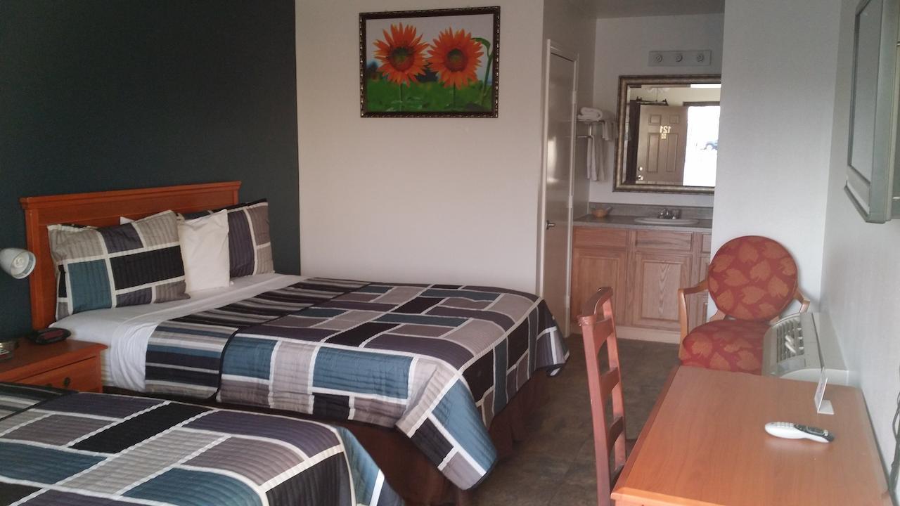 Tilden Country Inn Room photo